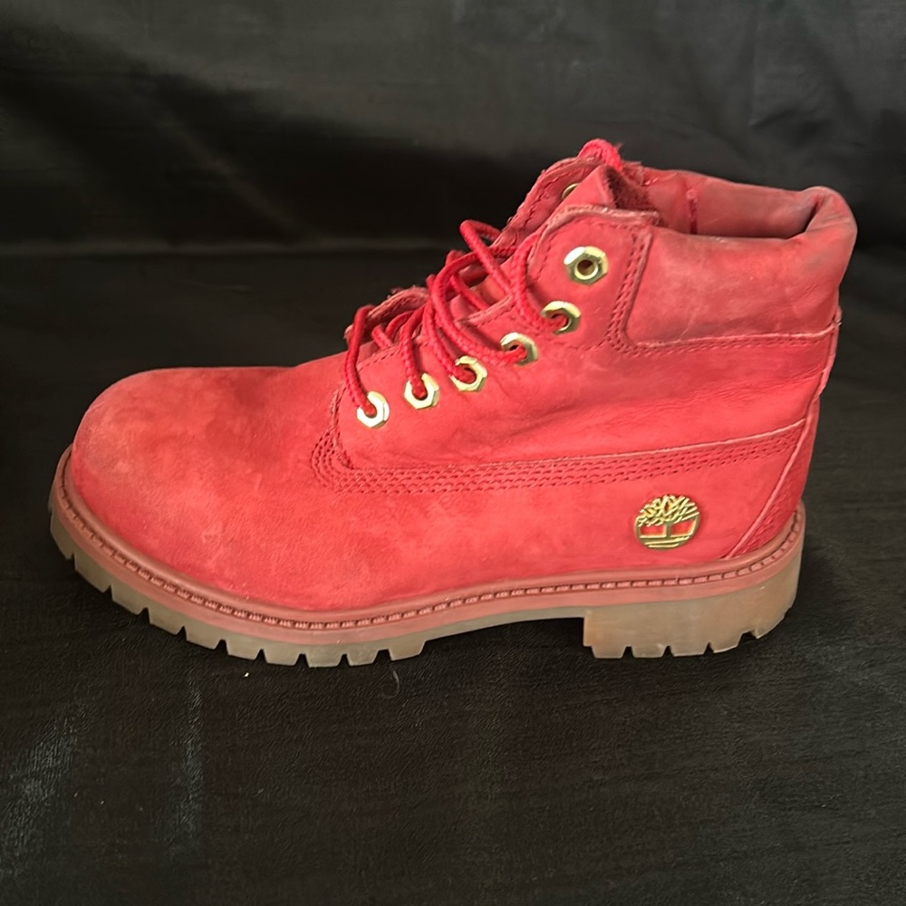 All red timberlands limited release water proof size 1 for kids